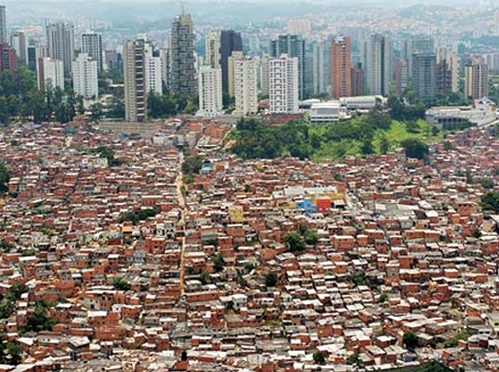 Վենեսուելայի նավթադոլարները լայնորեն օգտագործվել են բնակարանաշինության վրա՝ տնտեսության կառուցվածքային խնդիրների անտեսմամբ 