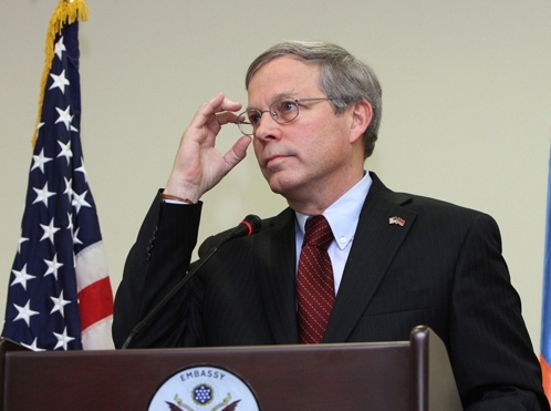 U.S. Ambassador John Heffern Image by: Photolure