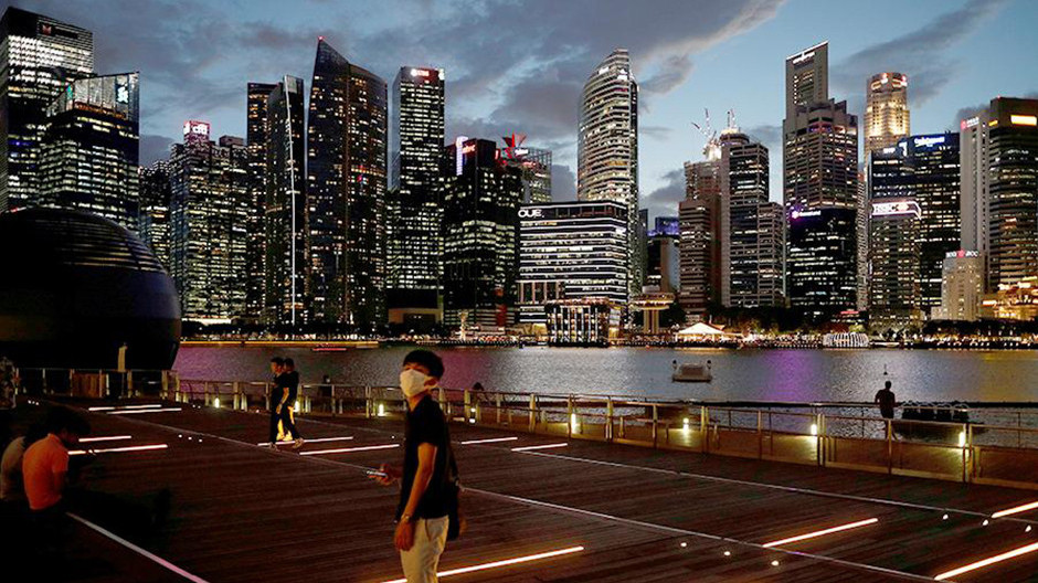 Какие шаги делает Сингапур для смягчения последствий коронавируса