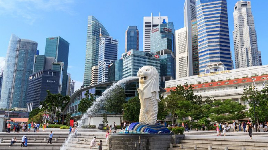 Сингапур переносит время проведения Всемирного экономического форума