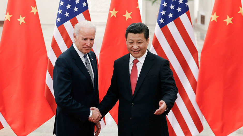 ВЭФ намерен организовать встречу лидеров США и Китая в Сингапуре