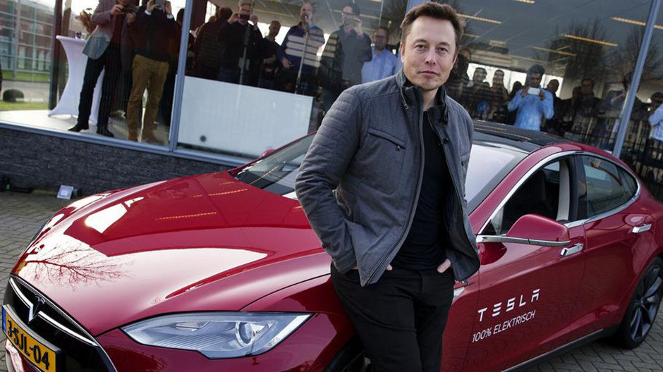 Электромобиль Tesla можно будет приобрести с помощью биткоинов
