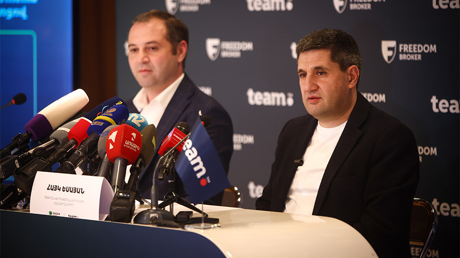 Հայկ Եսայանը եւ Հովակ Հովակիմյանը Լուսանկարը՝ Մեդիամաքս